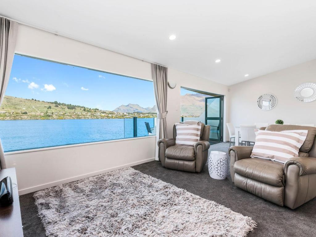 Lakefront Living At Remarkables Retreat Queenstown Eksteriør bilde